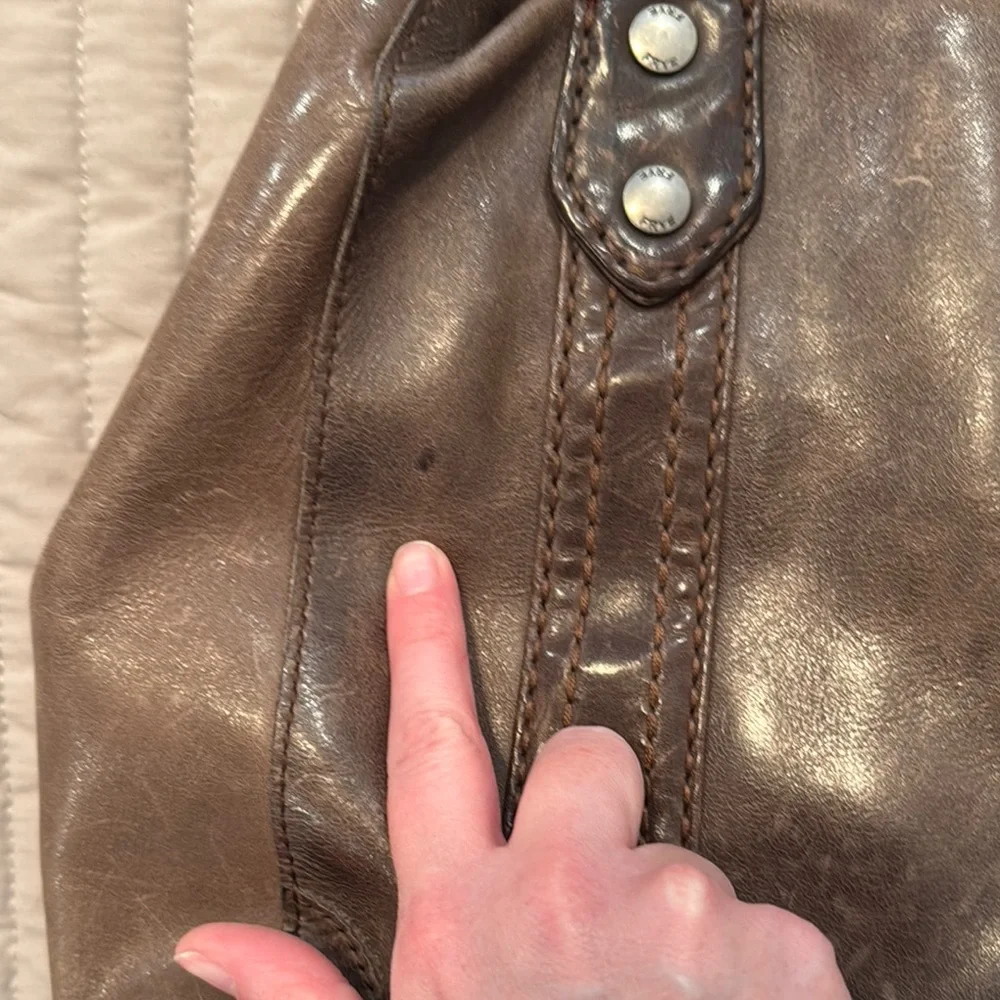 Frye Brown Leather Shoulder Bag with Structured Design - Picture 12 of 15